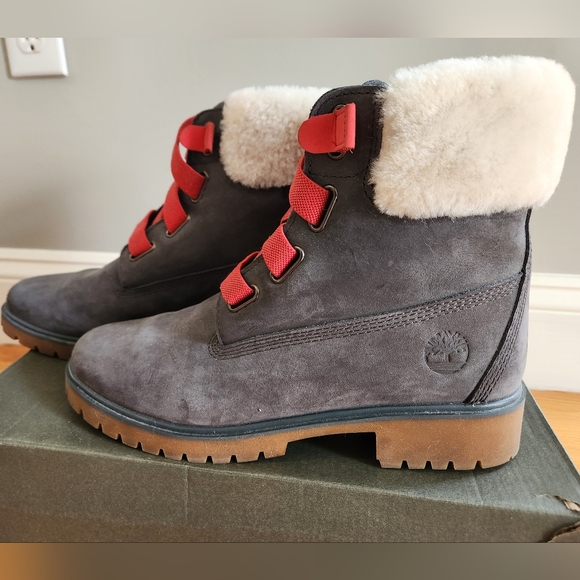 Timberland Women's Jayne Grey Nubuck Boots, Size 9 - Picture 2 of 13